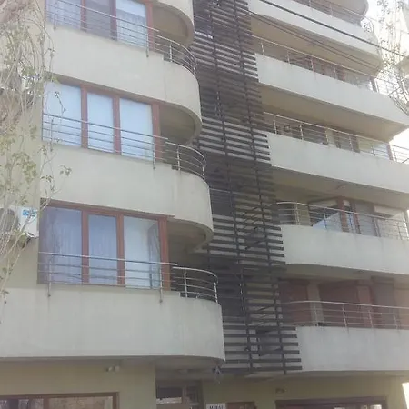 Elena's Terrace Apartament *