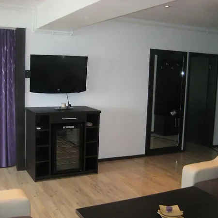 Elena's Terrace Mamaia