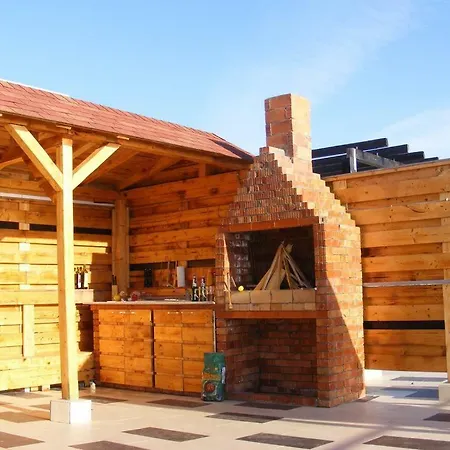 Elena's Terrace 마마이아