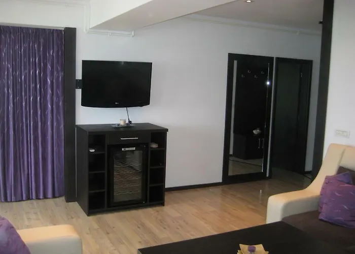 Elena's Terrace Mamaia